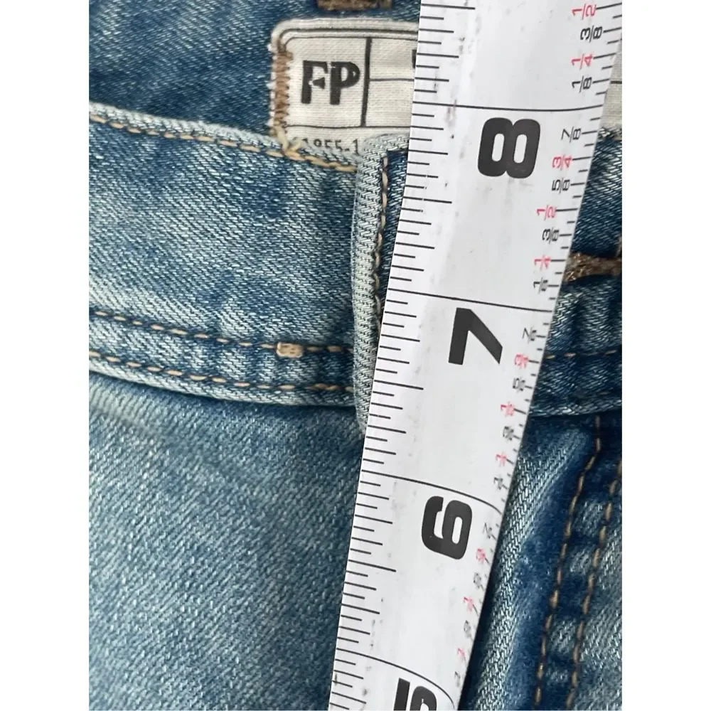 Free People Jeans Women‎ Size 26 Blue Distressed Low Rise Raw Hem